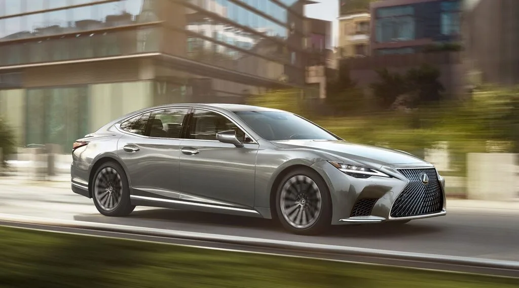 Bảng gi&aacute; Lexus mới nhất Th&aacute;ng 06-2025