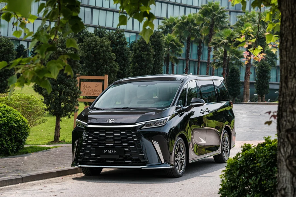 Bảng gi&aacute; Lexus mới nhất Th&aacute;ng 06-2025