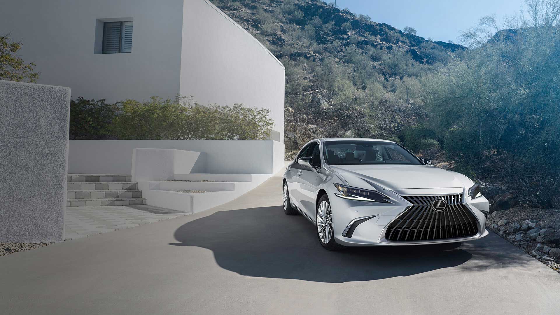 Bảng Gi&aacute; Xe Lexus Việt Nam 2025