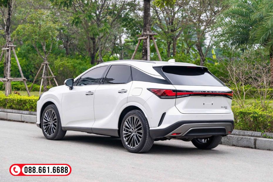 Đu&ocirc;i xe Lexus RX350 Hybrid Luxury