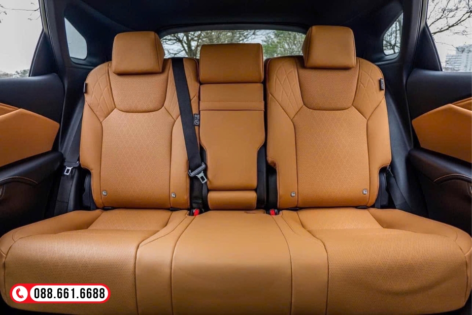 H&agrave;ng ghế sau Lexus RX 350 Premium