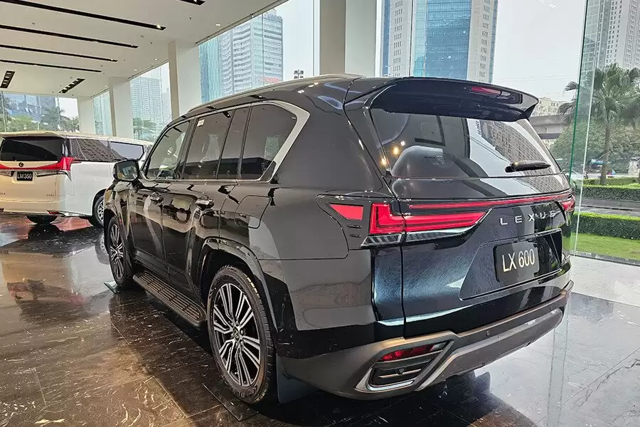 Lexus LX 600: Đỉnh Cao SUV Hạng Sang Nhật Bản &ndash; Đ&aacute;nh Gi&aacute; Chi Tiết To&agrave;n Diện 2025