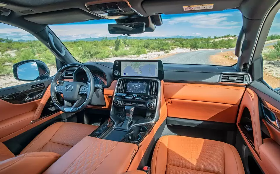 Lexus LX 600: Đỉnh Cao SUV Hạng Sang Nhật Bản &ndash; Đ&aacute;nh Gi&aacute; Chi Tiết To&agrave;n Diện 2025