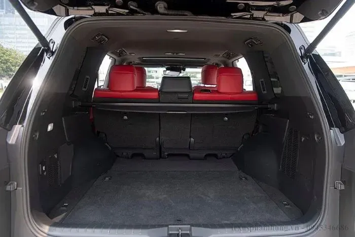 Lexus LX600