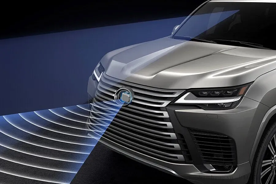 Lexus LX600