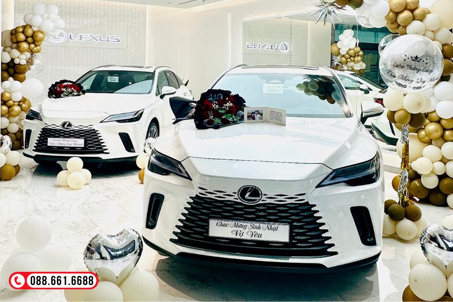 Lexus RX 350 gi&aacute; lăn b&aacute;nh 2025