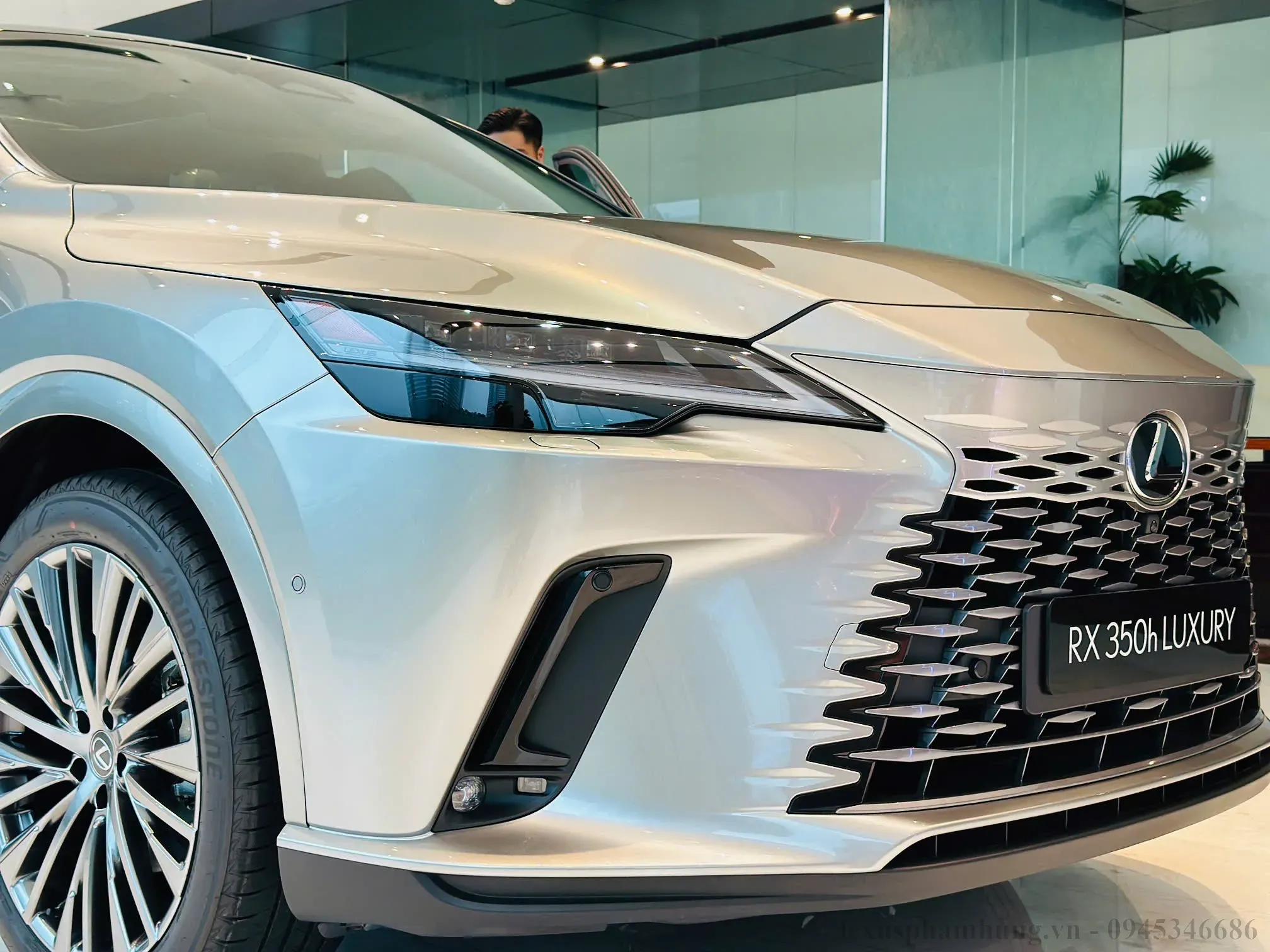 Lexus RX350h Luxury