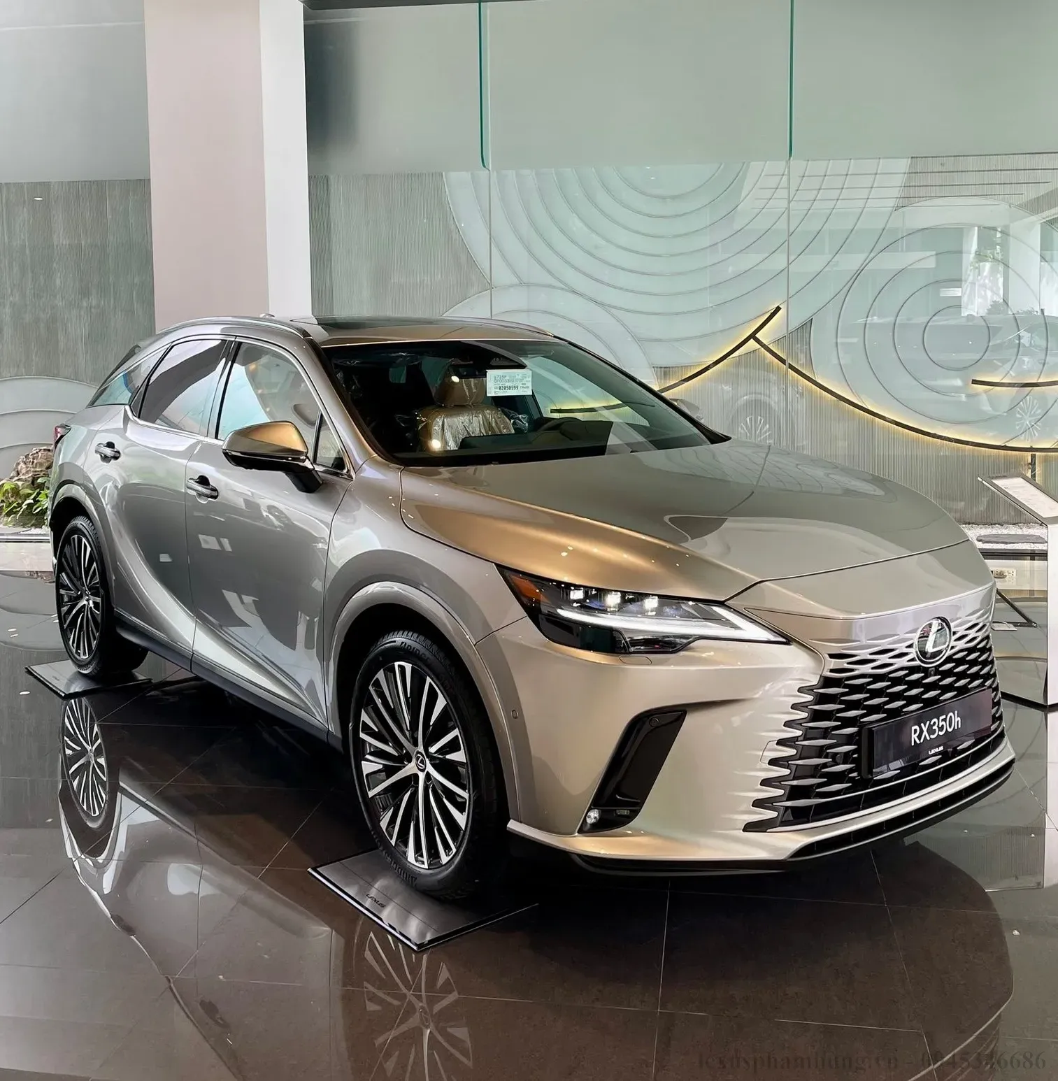 Lexus RX350h Luxury