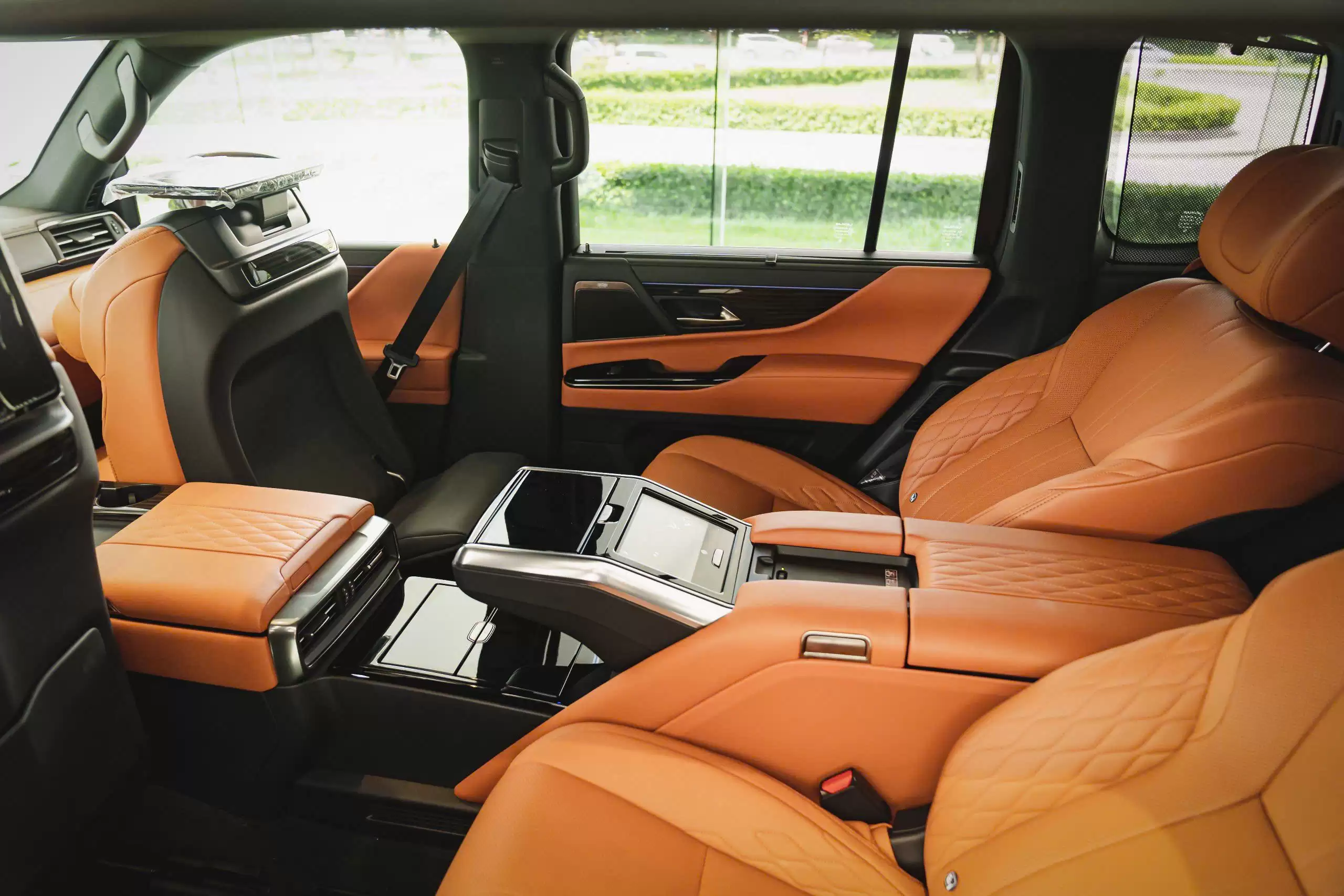 Lexus LX 600: Đỉnh Cao SUV Hạng Sang Nhật Bản &ndash; Đ&aacute;nh Gi&aacute; Chi Tiết To&agrave;n Diện 2025