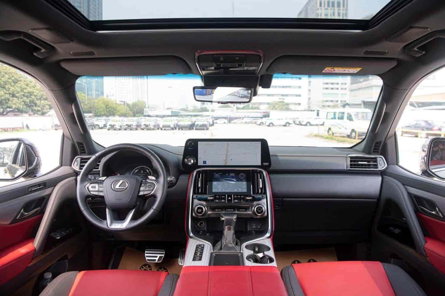 lx600-fsport-hinh-anh-va-thong-so-ky-thuat-3