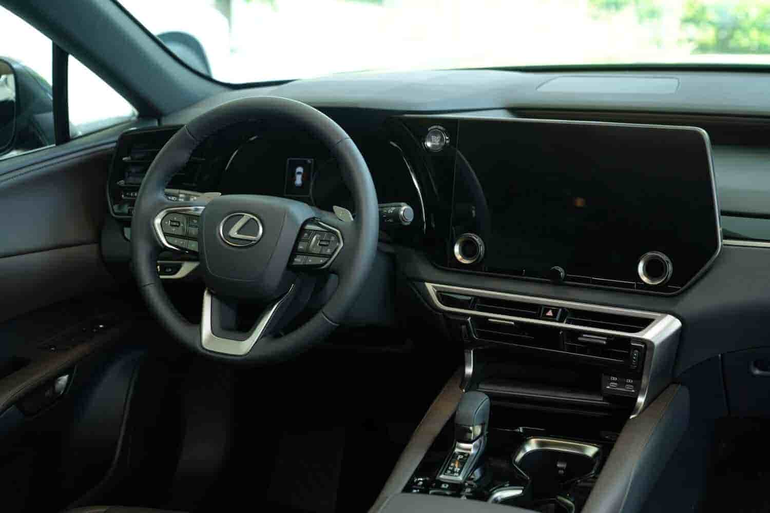 rx350-luxury-hinh-anh-xe-thong-so-va-bao-gia-4