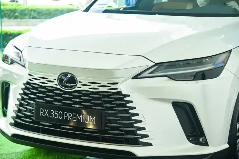 rx350-pre-ngoai-that-va-noi-that-lexus-rx350-premium-2