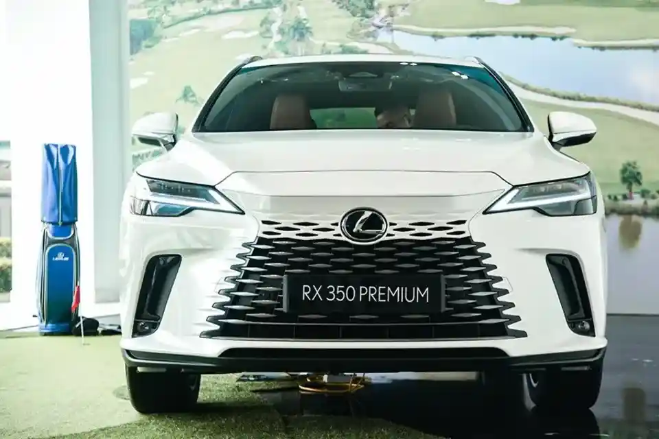 rx350-pre-ngoai-that-va-noi-that-lexus-rx350-premium-3