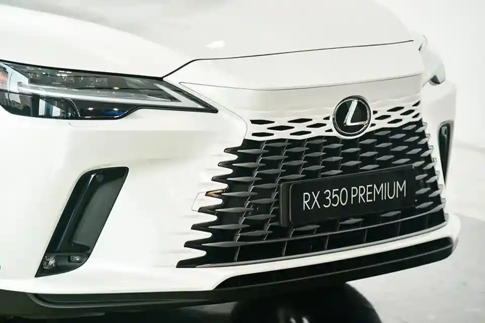 rx350-pre-ngoai-that-va-noi-that-lexus-rx350-premium-4